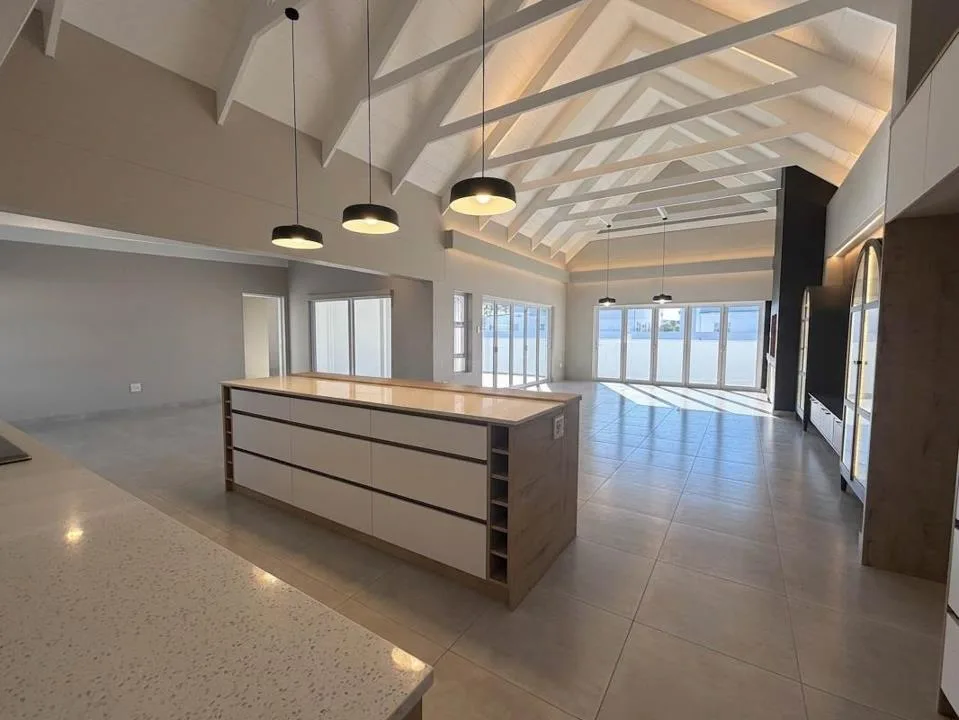 3 Bedroom House for sale in Lampiesbaai