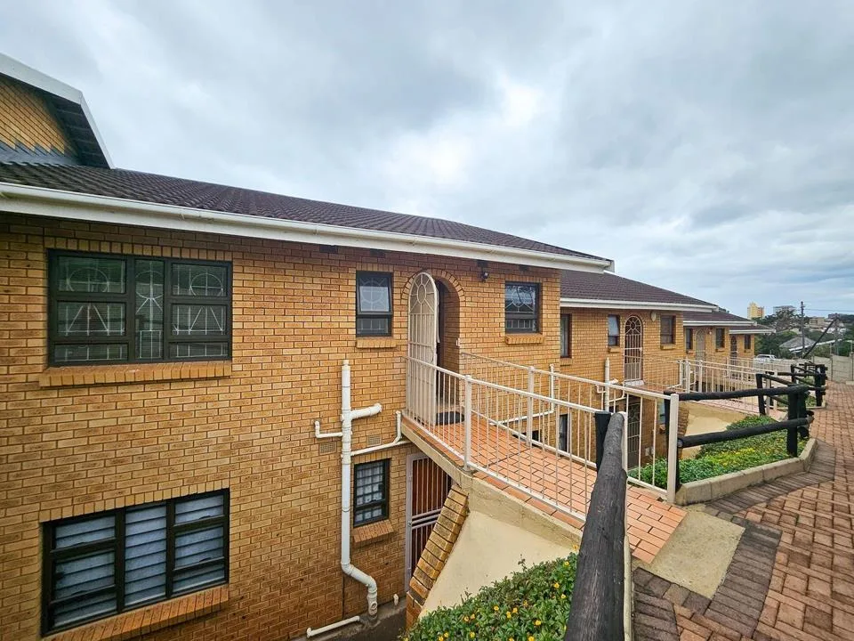 2 Bedroom Apartment / flat for sale in Doonside