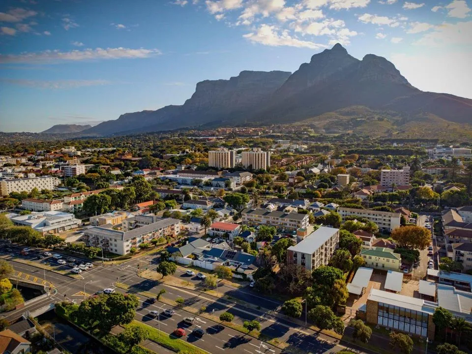 2 Bedroom Apartment / flat for sale in Rosebank