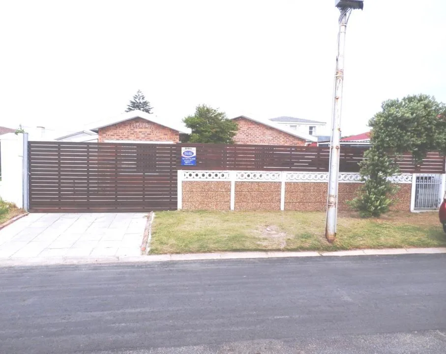 3 Bedroom House for sale in Heathfield