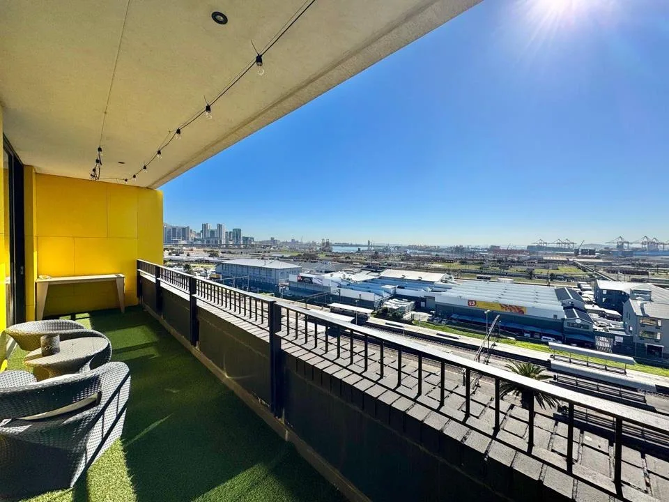 2 Bedroom Apartment / flat for sale in Woodstock