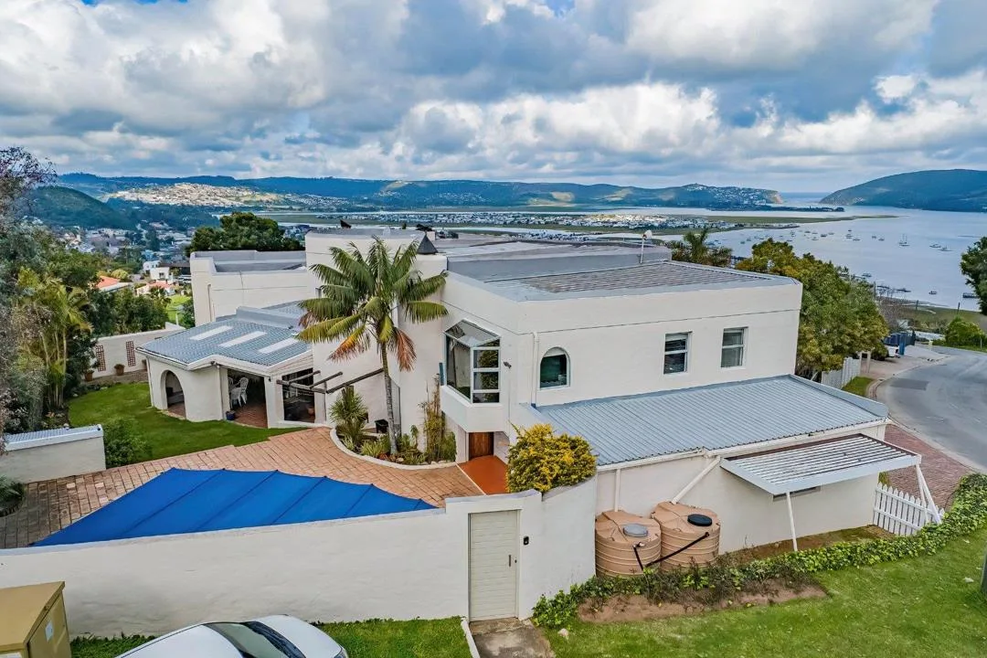 5 Bedroom House for sale in Knysna Heights