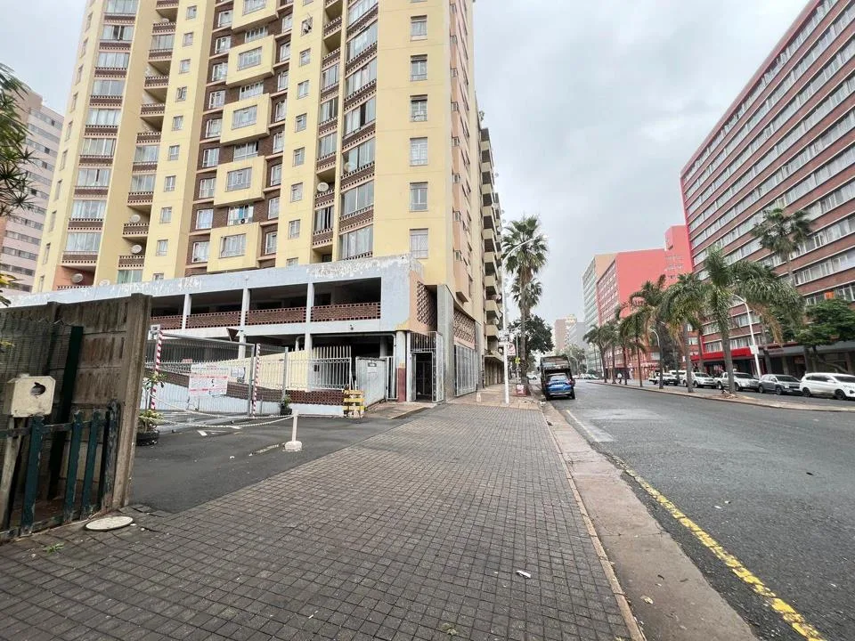 2 Bedroom Apartment / flat for sale in Durban Central