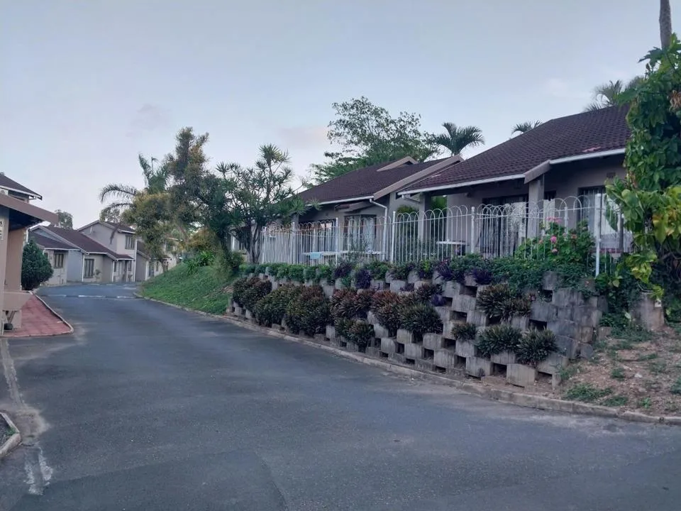 2 Bedroom Townhouse for sale in Bellair
