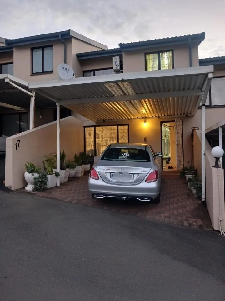 3 Bedroom Apartment / flat for sale in Reservoir Hills