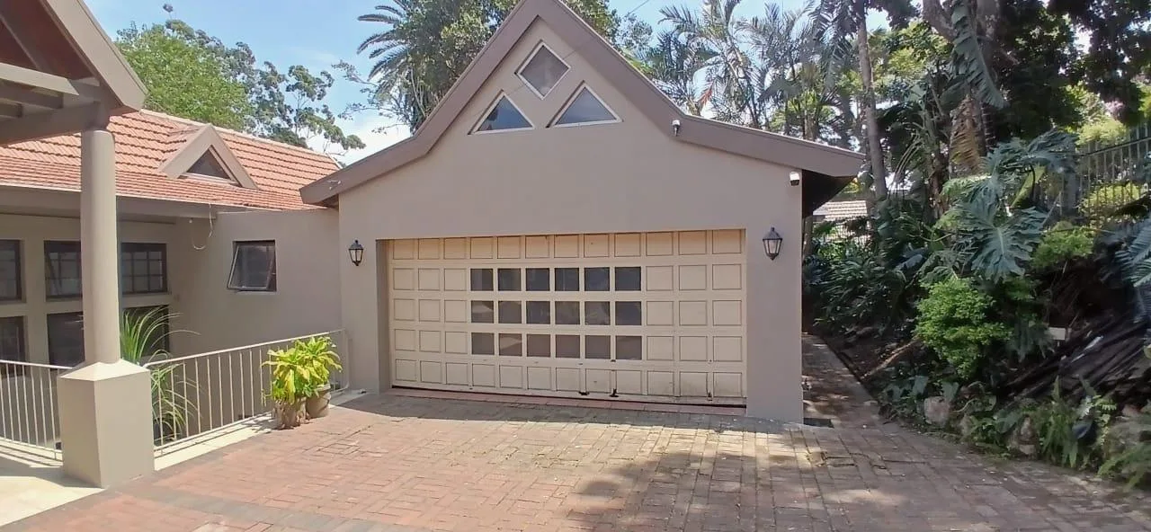 6 Bedroom House for sale in Westville