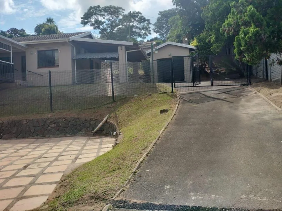 3 Bedroom House for sale in Highlands Hills