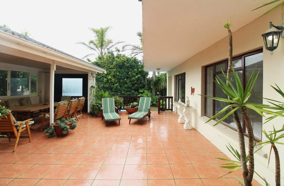 4 Bedroom House for sale in Kenton On Sea