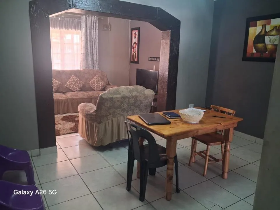 3 Bedroom House for sale in Austerville