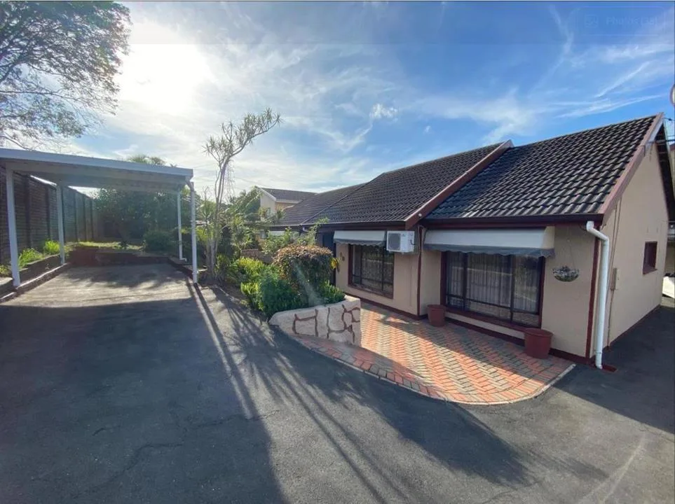 3 Bedroom House for sale in Escombe
