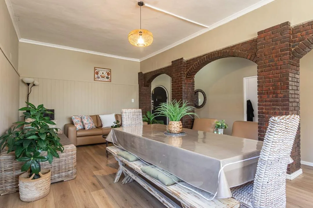 2 Bedroom Apartment / flat for sale in Kensington