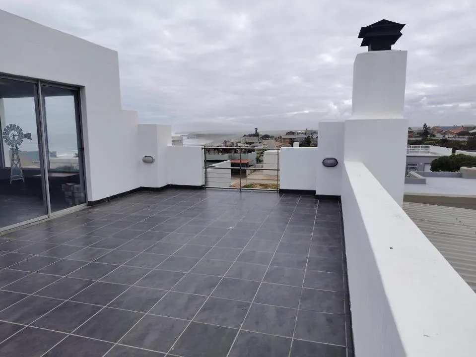 3 Bedroom House for sale in Louis Rood