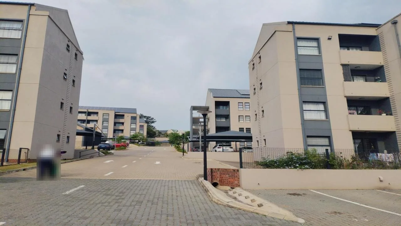 Townhouse for sale in Umbogintwini