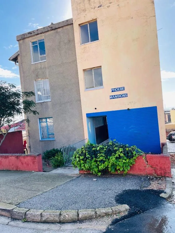 2 Bedroom Apartment / flat for sale in North End