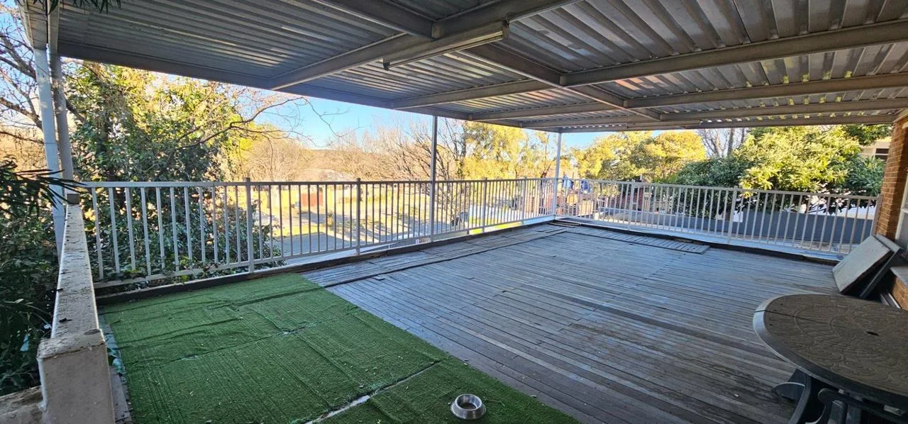 3 Bedroom House for sale in Dan Pienaar