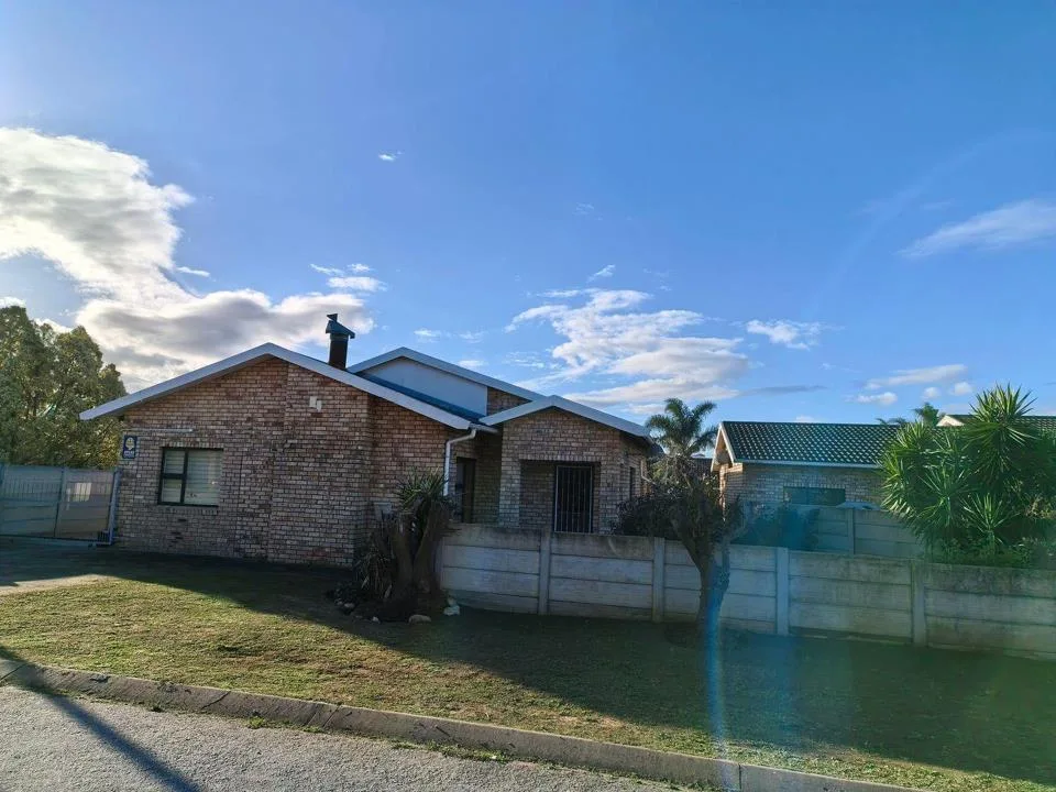 2 Bedroom Apartment / flat for sale in Azalea Park