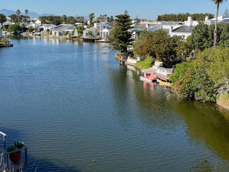 1 Bedroom House for sale in Marina Da Gama