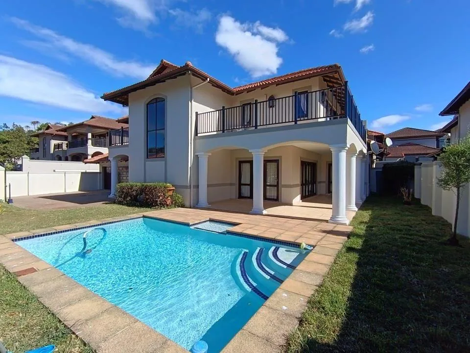4 Bedroom House for sale in Izinga Estate