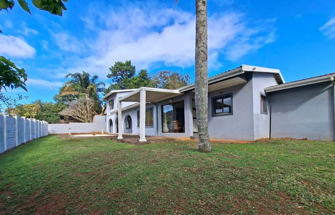 4 Bedroom House for sale in Glen Anil