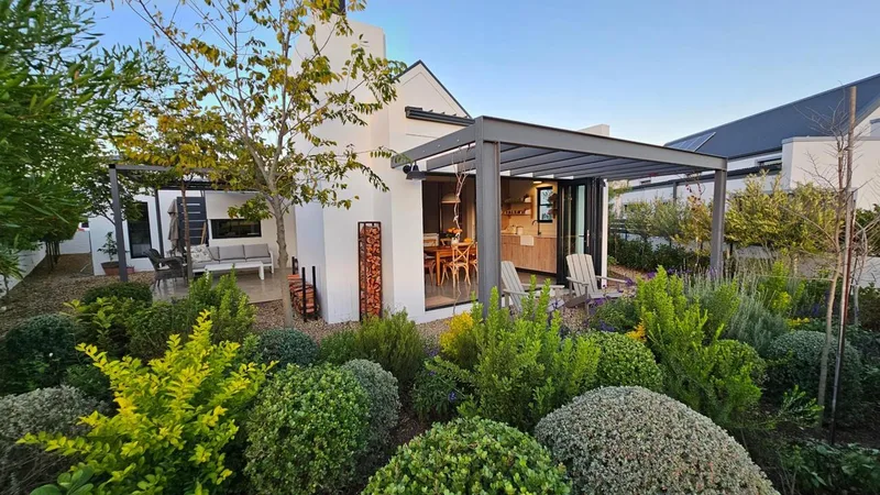 3 Bedroom House for sale in Silwerstrand Golf And River Estate