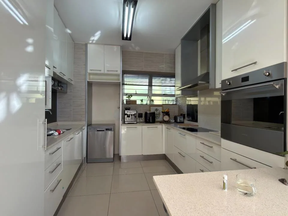 4 Bedroom Apartment / flat for sale in Musgrave