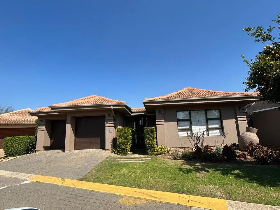 4 Bedroom House for sale in Pecanwood