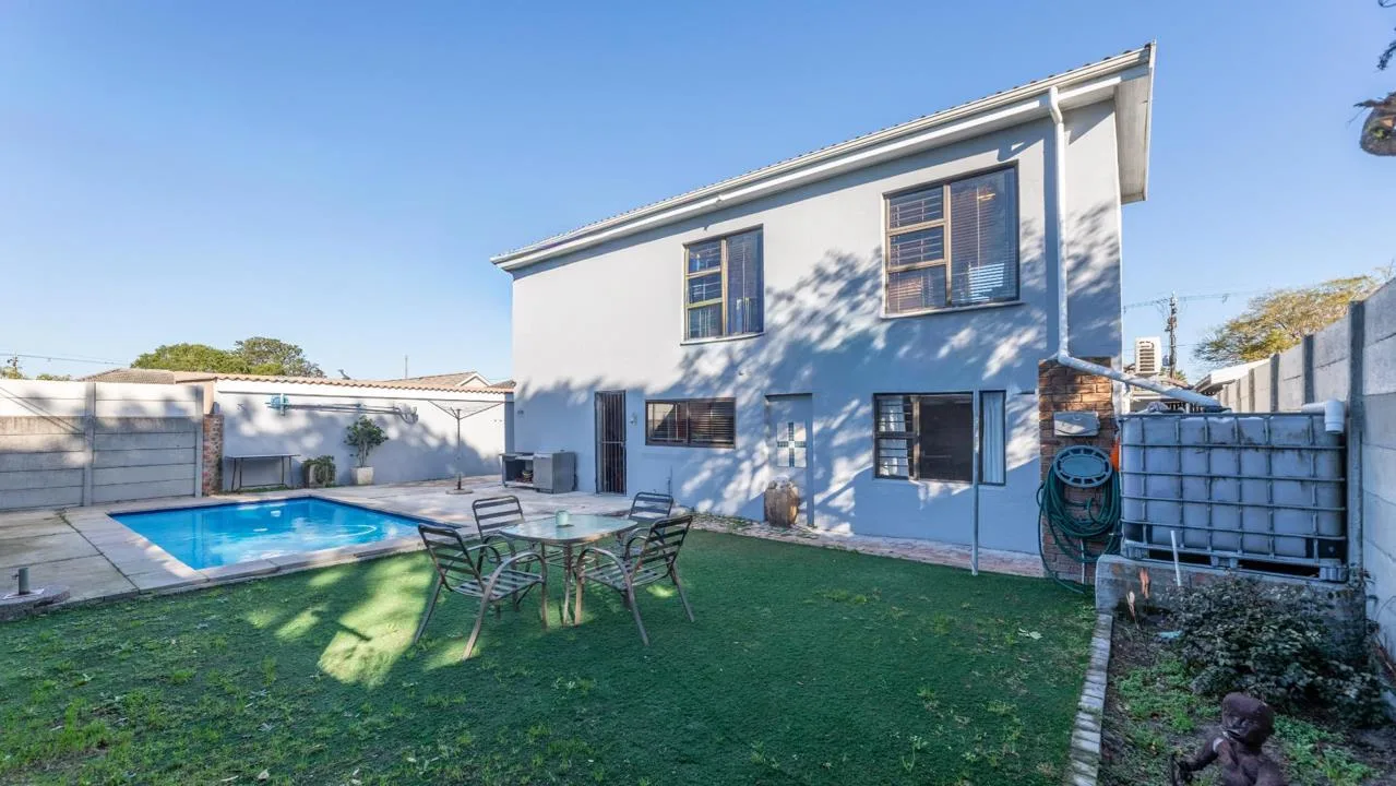 4 Bedroom House for sale in Oakdale