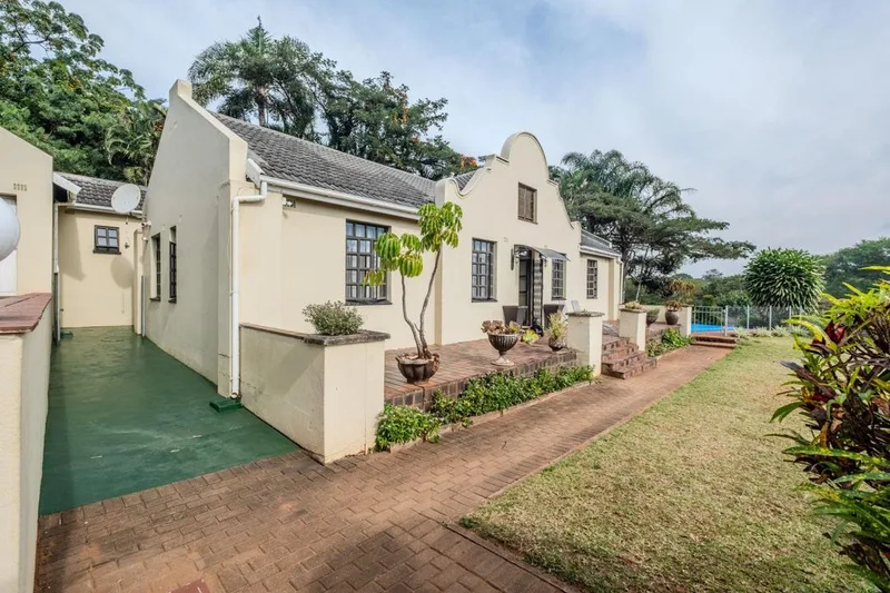 3 Bedroom House for sale in Glen Anil