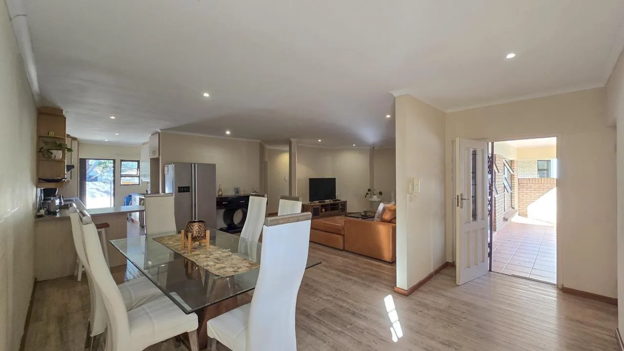 3 Bedroom House for sale in Blue Bend