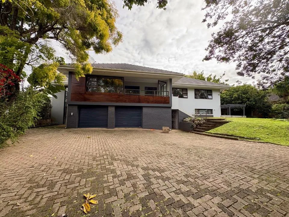 4 Bedroom House for sale in Vincent
