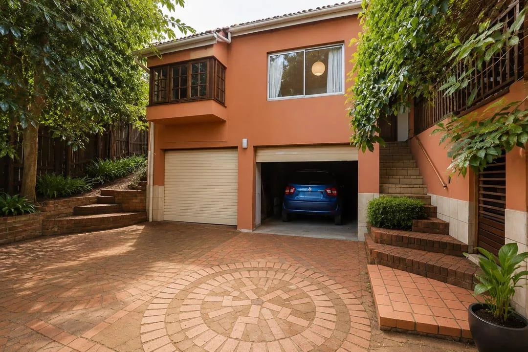 4 Bedroom House for sale in Park Hill