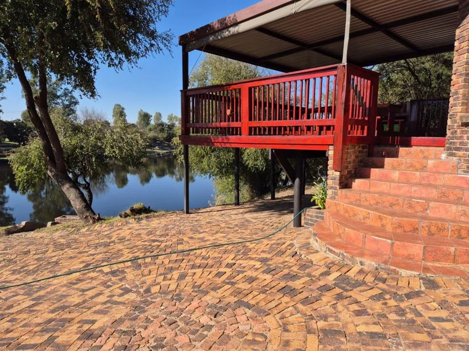 4 Bedroom House for sale in Parys