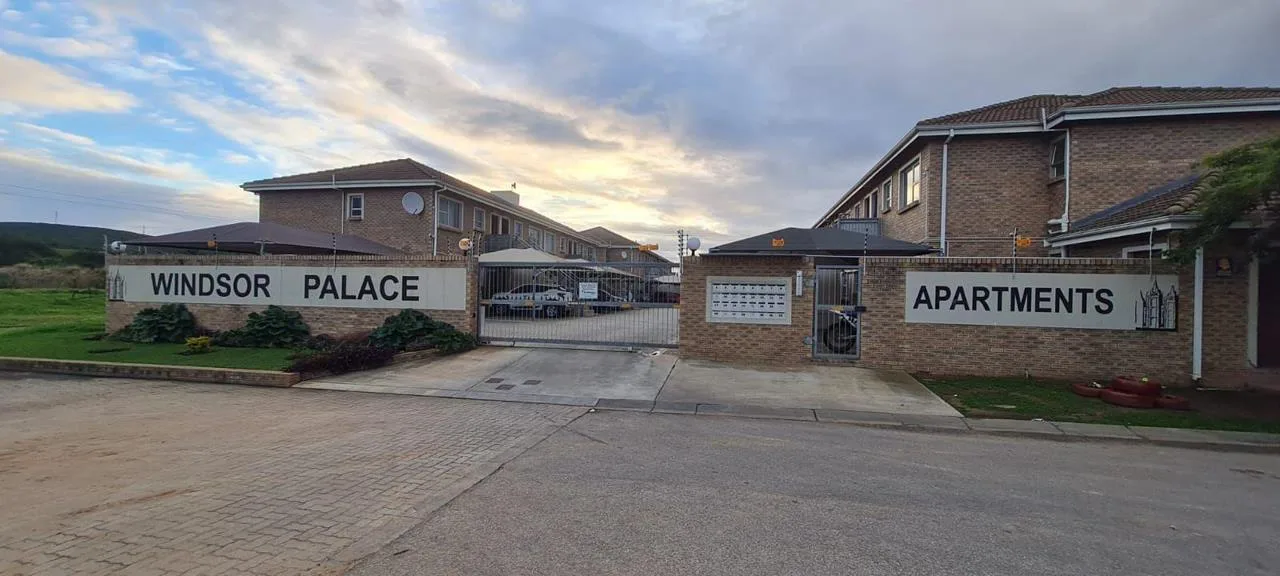 3 Bedroom Apartment / flat for sale in Windsor Park