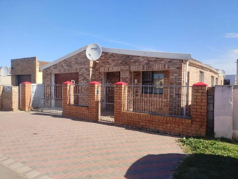 3 Bedroom House for sale in Motherwell Nu 9
