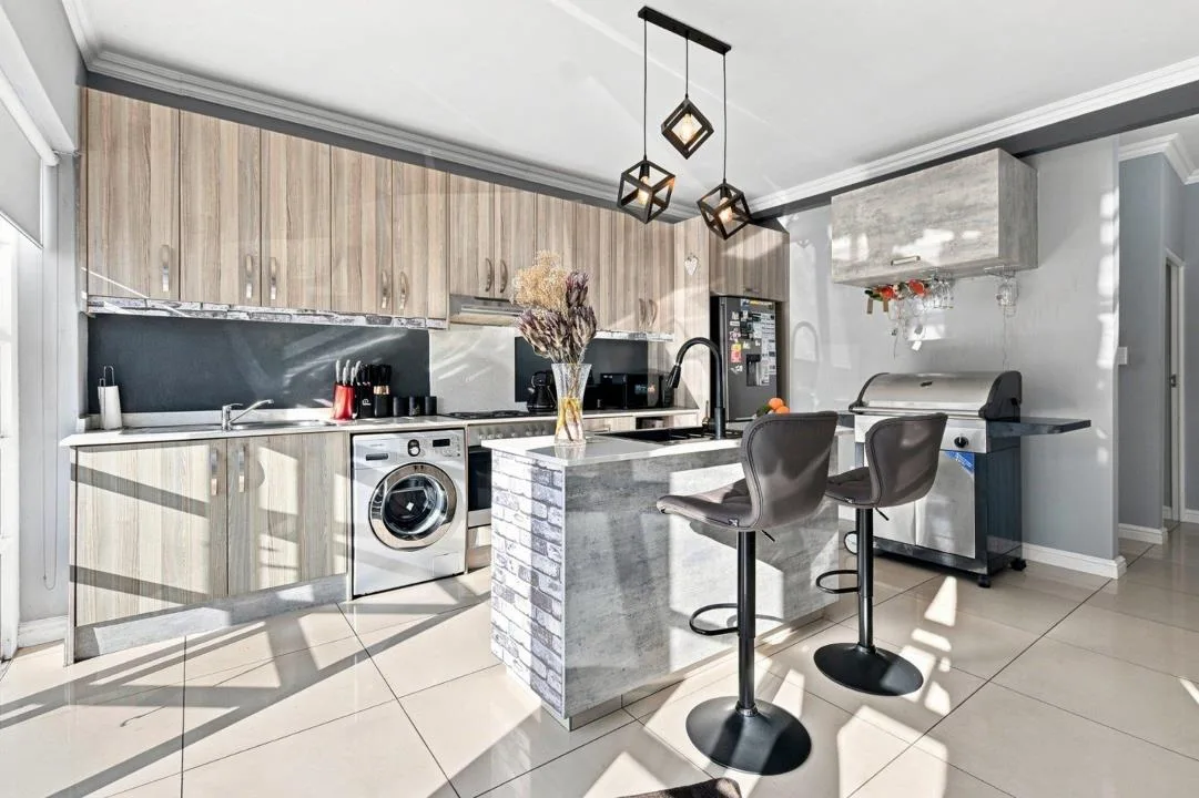 2 Bedroom House for sale in Parklands