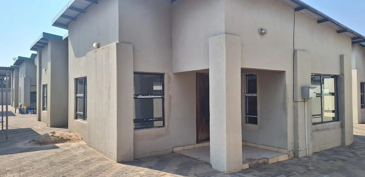 3 Bedroom Townhouse to rent in Chroompark