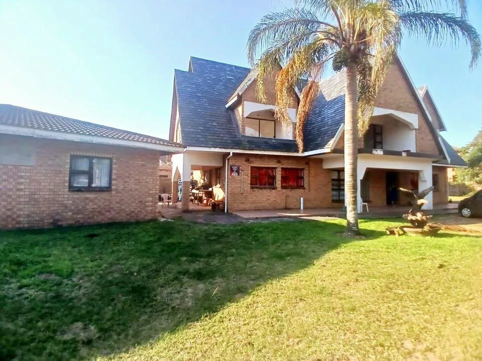 5 Bedroom House for sale in Wild en Weide