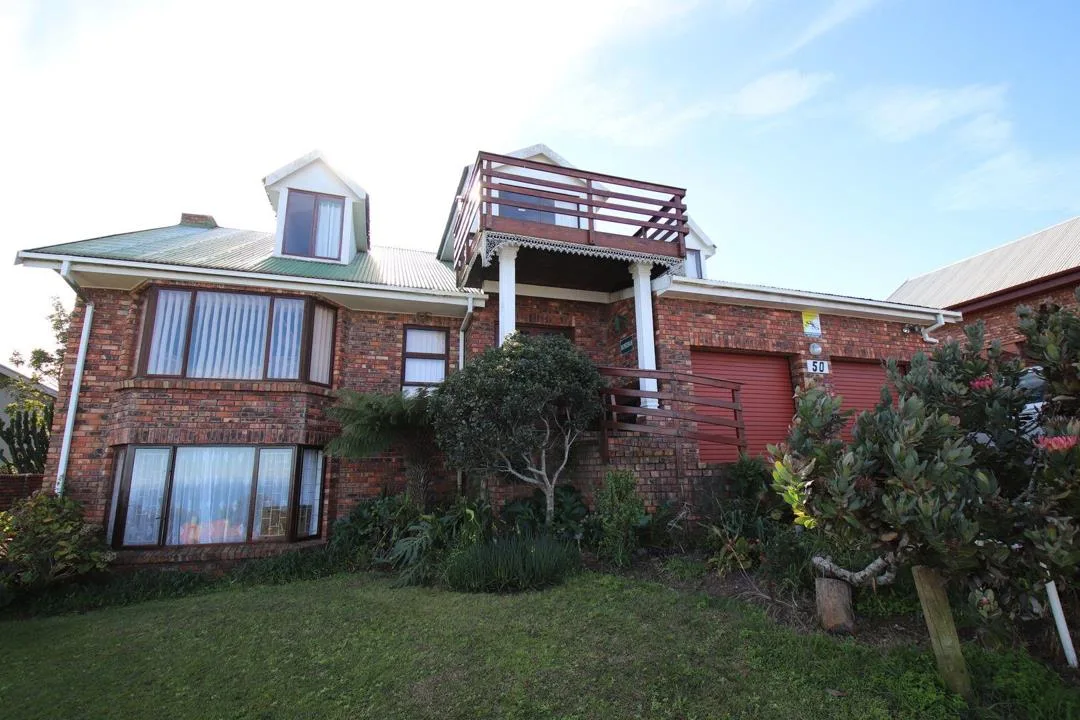 5 Bedroom House for sale in Herolds Bay