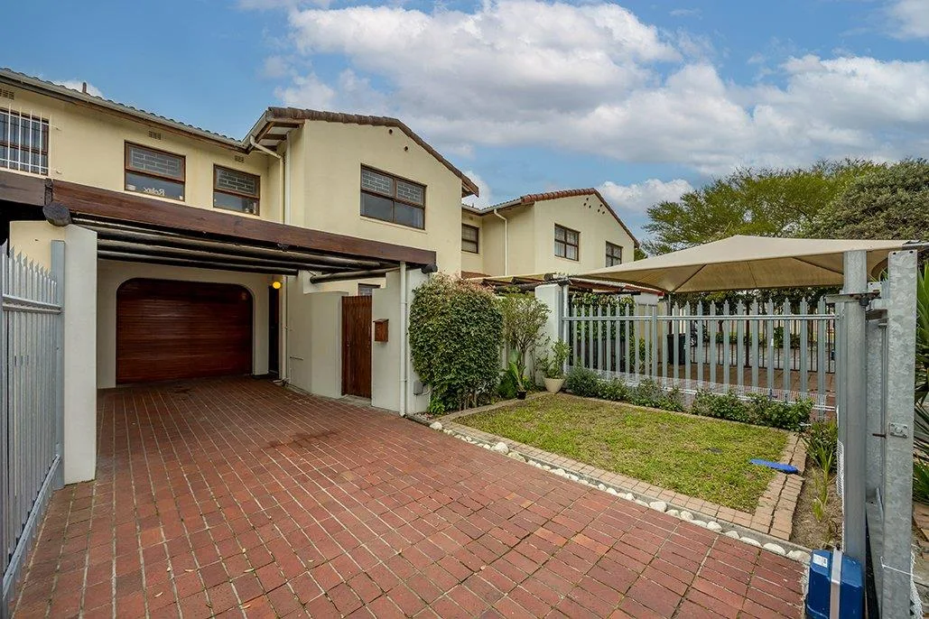 3 Bedroom House for sale in Monte Vista