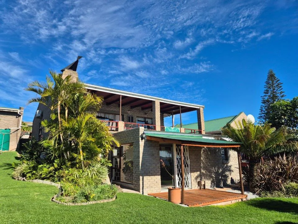 5 Bedroom House for sale in Kleinkoornhuis