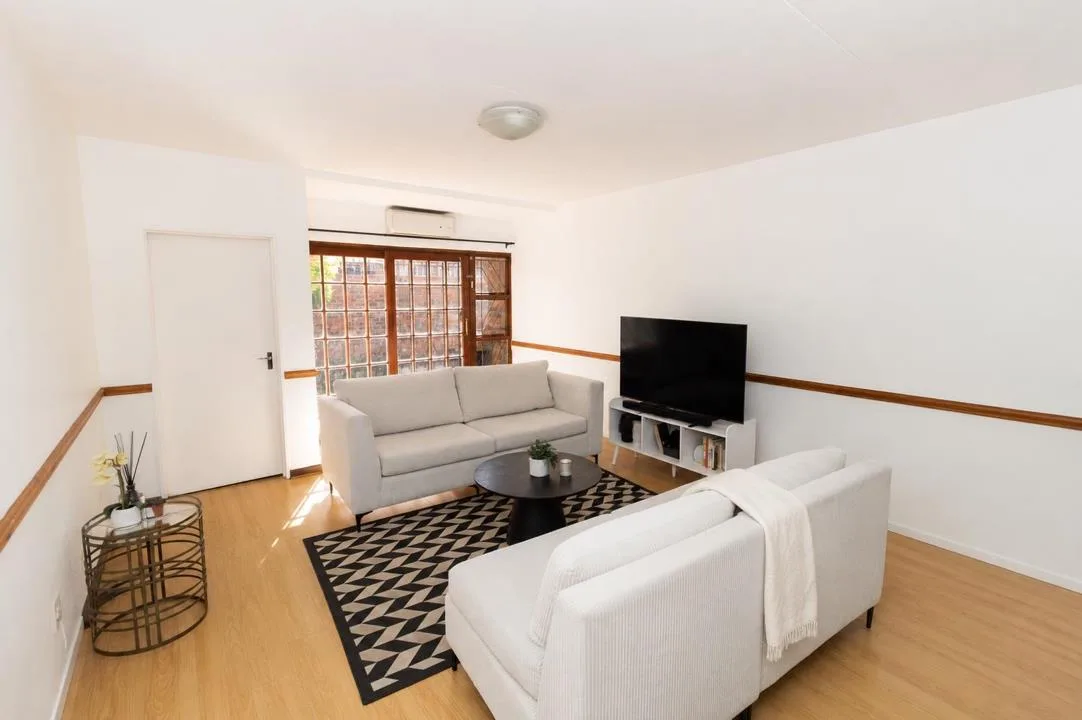 3 Bedroom Townhouse for sale in Langenhovenpark