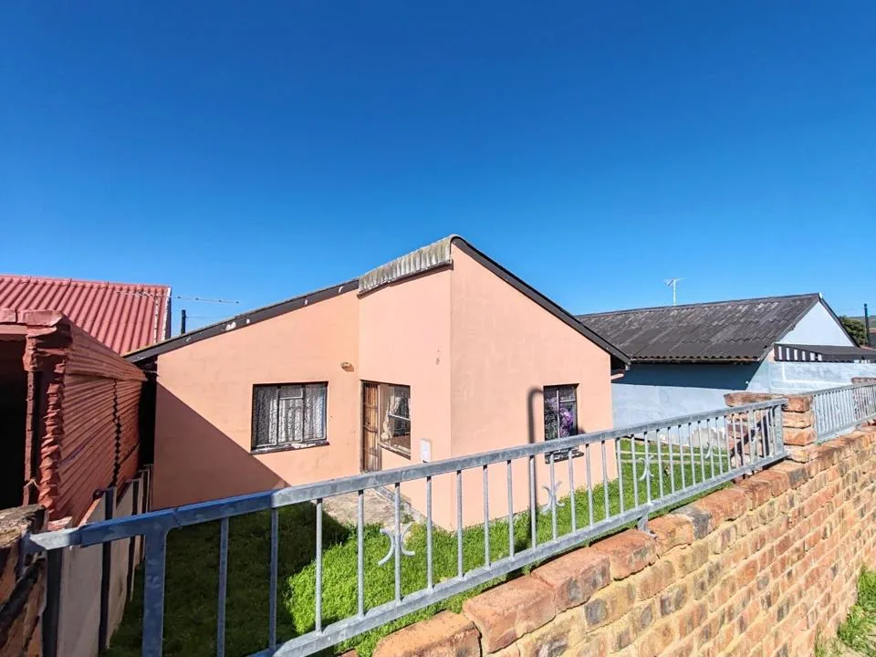 2 Bedroom House for sale in Booysen Park