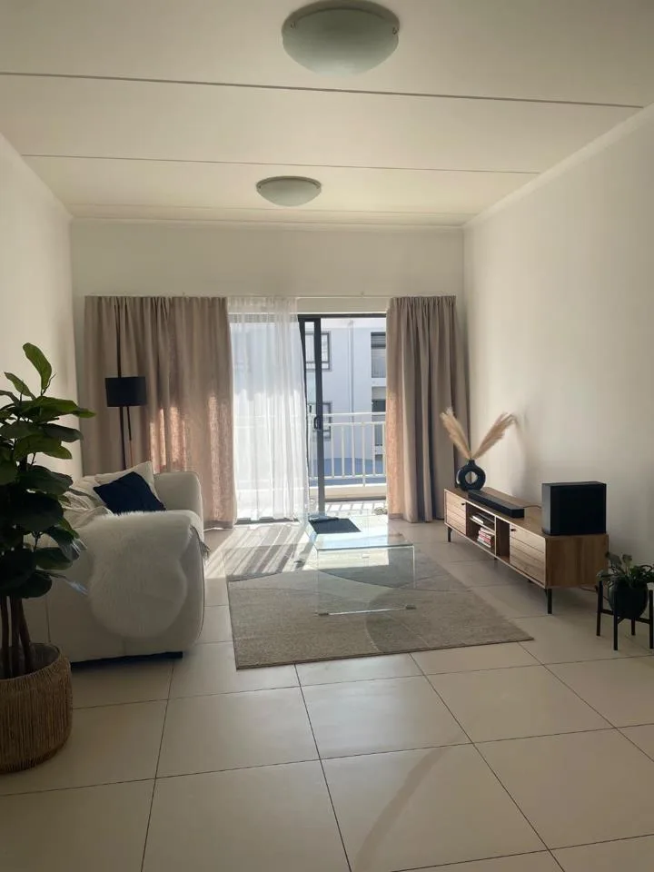 2 Bedroom Apartment / flat to rent in Fourways