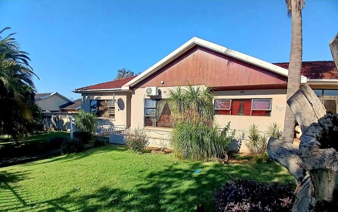 3 Bedroom House for sale in Janssendal