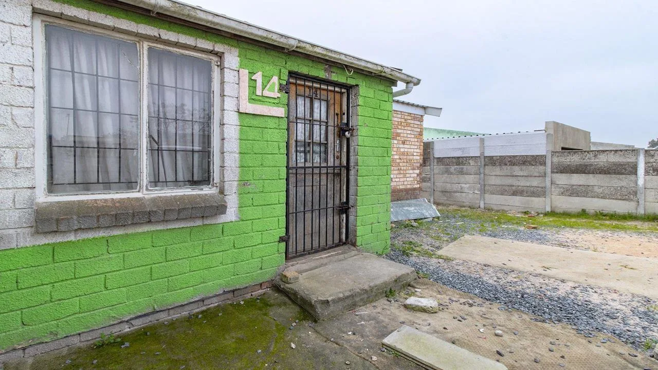 2 Bedroom House for sale in Sarepta