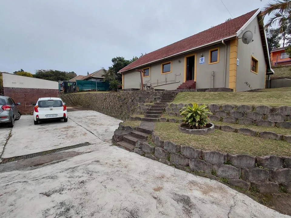 3 Bedroom House for sale in Queensburgh Central