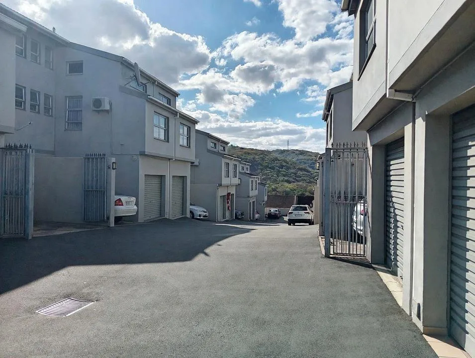 4.5 Bedroom Townhouse for sale in Reservoir Hills