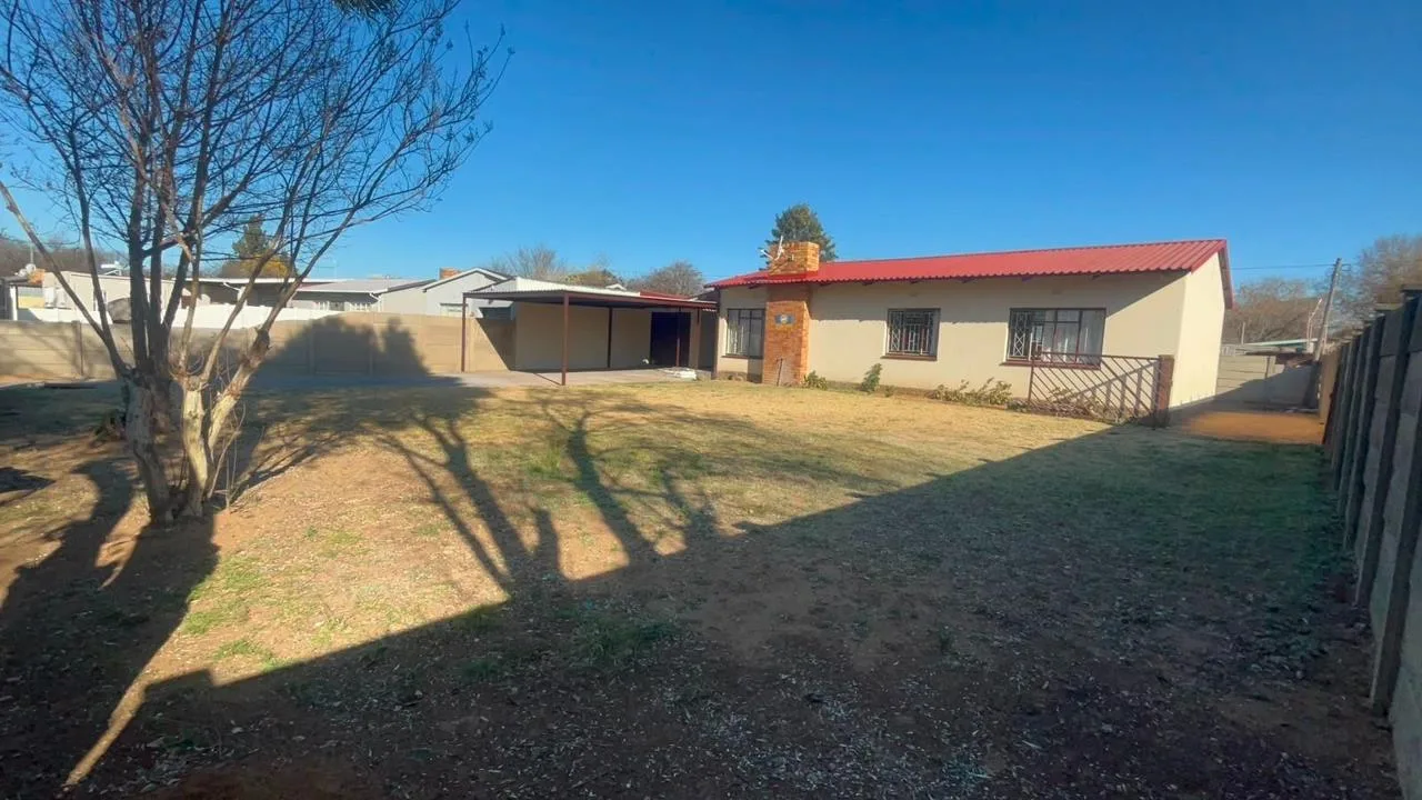 4 Bedroom House for sale in Sasolburg Central