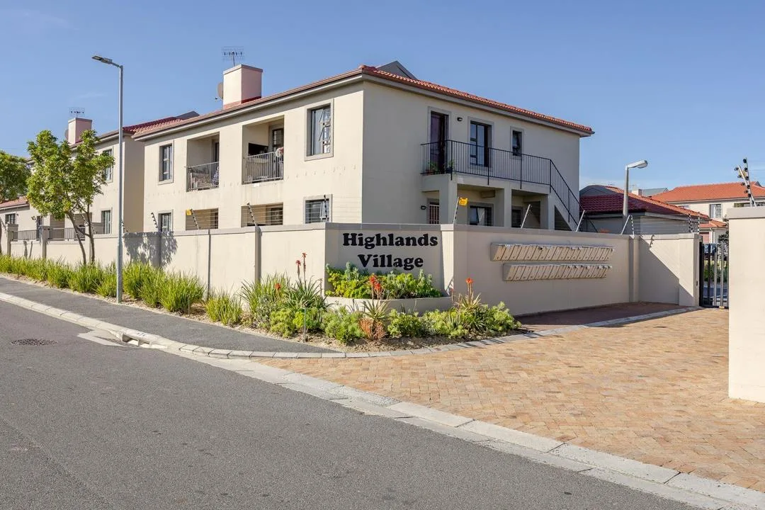 3 Bedroom Apartment / flat for sale in Burgundy Estate