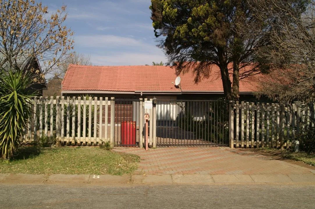4 Bedroom House for sale in Ellaton